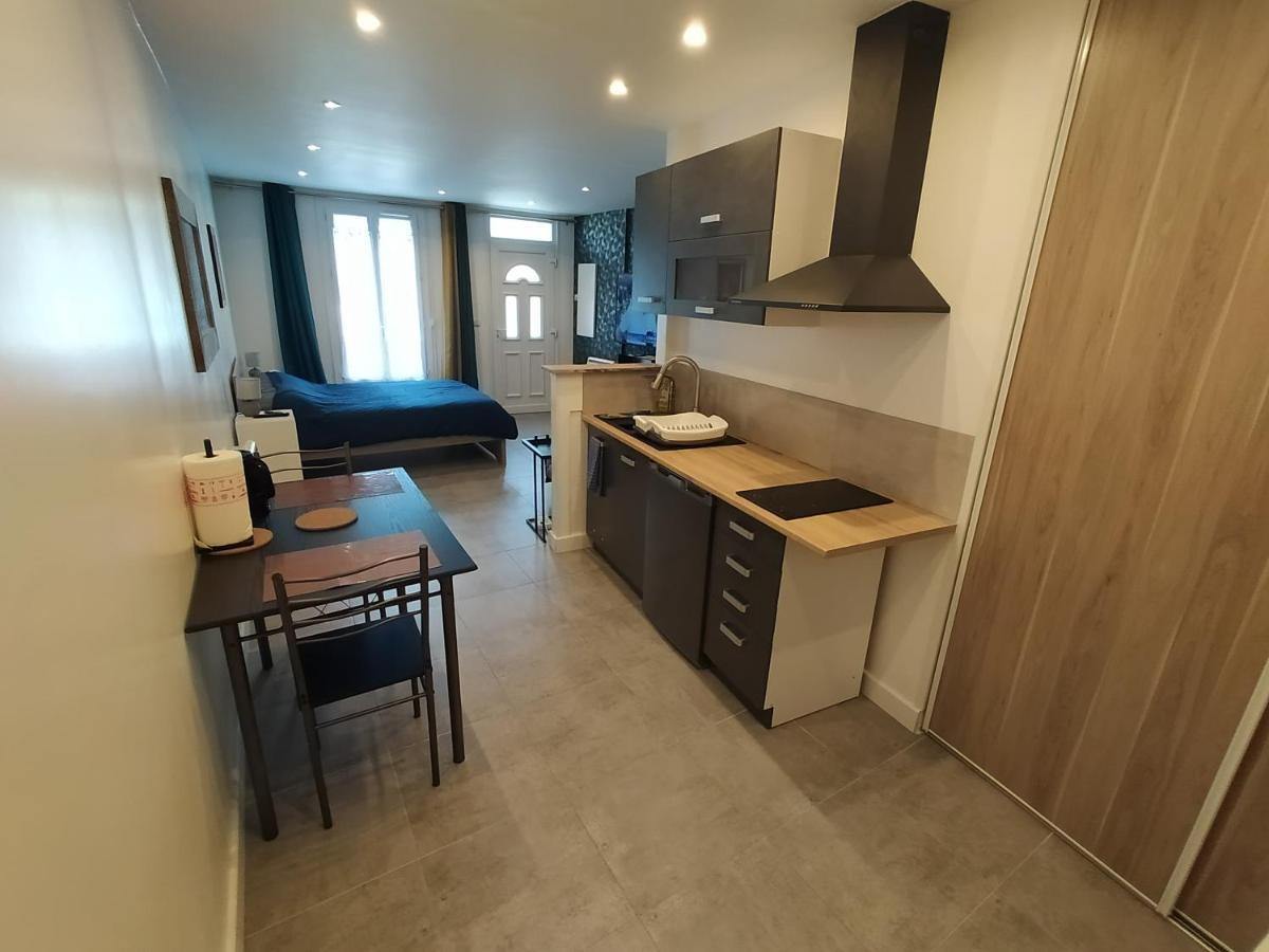 Apartment Autonome Cosy A Paris Cdg Vaudherland